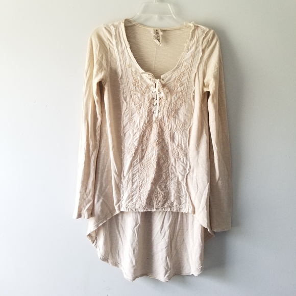 Free People Cream Hi Low Embroidered Top - Picture 1 of 7